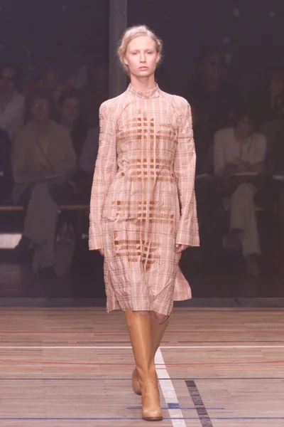 Look 11